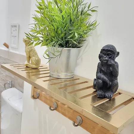 Apartment The White House - Palaalpitour E Stadio A 2 Minuti Turin