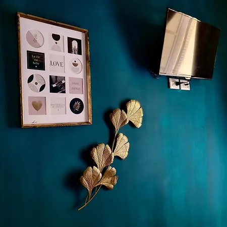 The White House - Palaalpitour E Stadio A 2 Minuti *