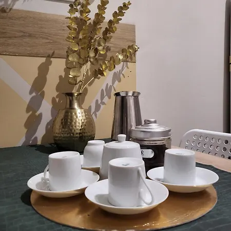 The White House - Palaalpitour E Stadio A 2 Minuti Apartamento