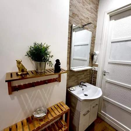 The White House - Palaalpitour E Stadio A 2 Minuti Appartement