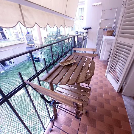 Appartement The White House - Palaalpitour E Stadio A 2 Minuti *